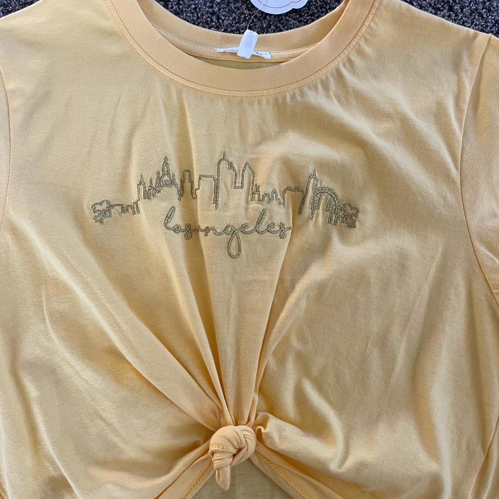 Graphic Tee - Picture 2 of 4